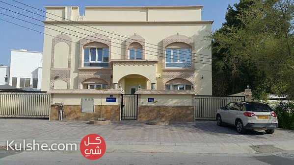 شقة واسعة للإيجار في الحيل الشمالية تبعد عن محطة نفط عمان ما يقارب كيلو واحد ... - صورة 1
