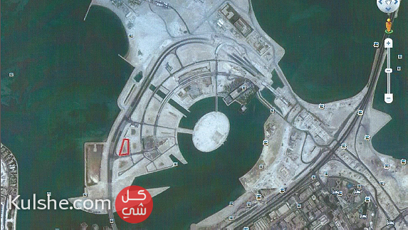 فقط لرجال الاعمال ارض للبيع بمكان مميز بخليج البحرين اطلالة مائية ... - Image 1