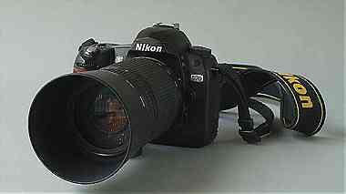 للبيع جديد نيكون d3400 مع كاميرا 70 300mm الجسم والعدسة في مربع مختومة  شراء 2 والحصول على ...