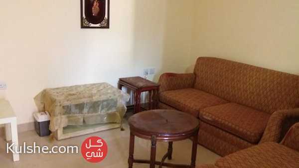 Furnished flat on bedroom and hall available in villa with separate bathroo - صورة 1