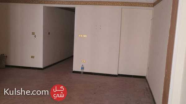 شقة 110 متر اول المنزة غرفتين وصالون 2 قطعة - Image 1