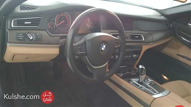 (BMW 740i 2011(Grey - صورة 1