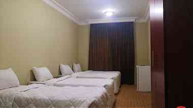 شقق مفروشة غرف فندقية للايجار فندق العليان محبس الجن العزيزية مكة المكرمة .