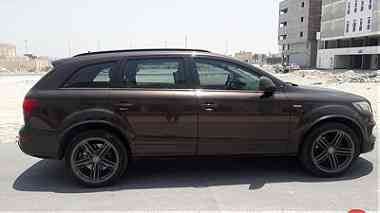(Audi Q7 /2012(Brown