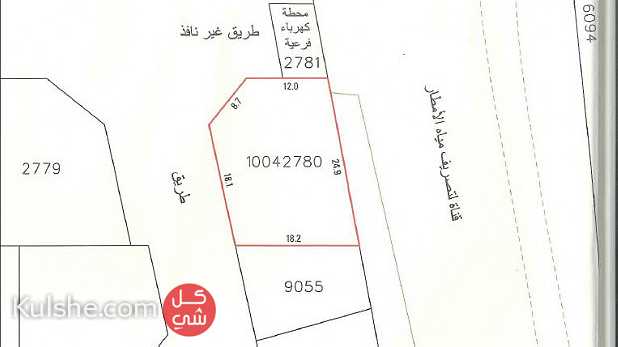 للبيع أرض في صدد قريبة من دوار 18 منطقة راقية وتقع على شارعين 432.7 مترمربع - صورة 1
