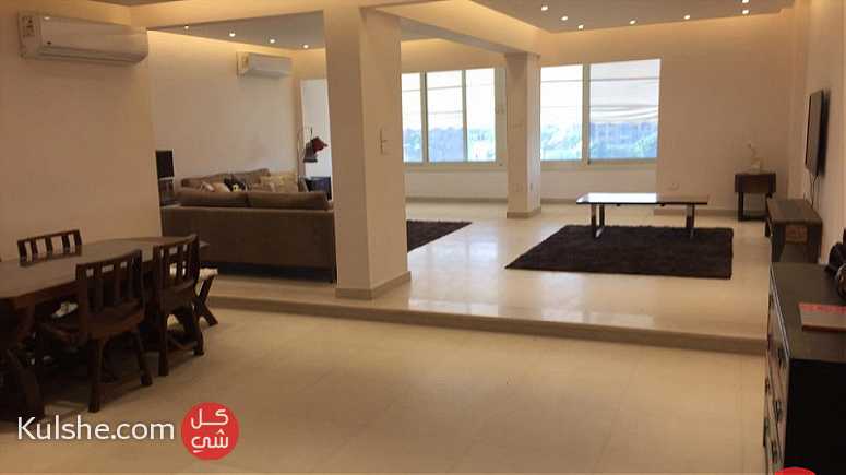 Apartment 160m Nile view for rent in Zamalek - Image 1