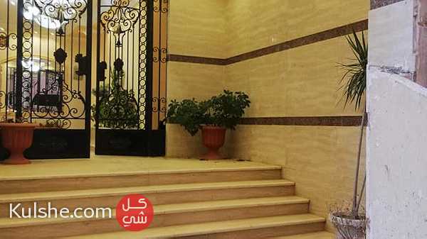 امتلك شقة بمدينة الشروق بمساحة 195م استلام فورى - Image 1