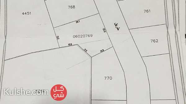 للبيع أرض سكنية في سند منطقة راقية المساحة 561 مترمربع المطلوب 22 دينار للق - Image 1