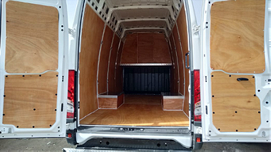 IVECO DAILY 7 TON