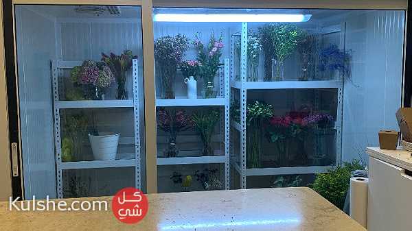 محل ورد للبيع في ابوظبي - Image 1