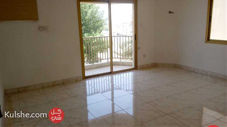 Flat for rent in riffa,a(office /residential)  near to riffa,a souq road - صورة 1