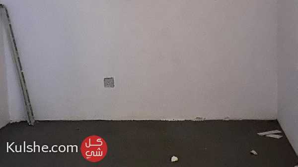 محل للايجار بالمحرق منطقة الكازينو قريب من مدرسة طارق بن زياد مساحة 3*5 متر - Image 1