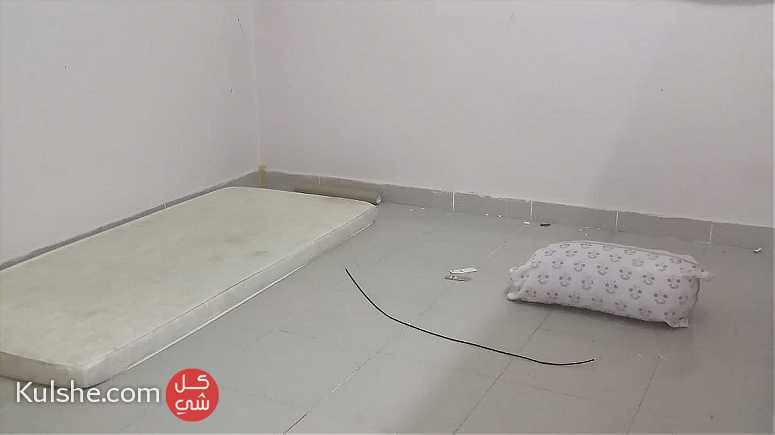 flat for rent in hoora near to khaled coldstore - صورة 1