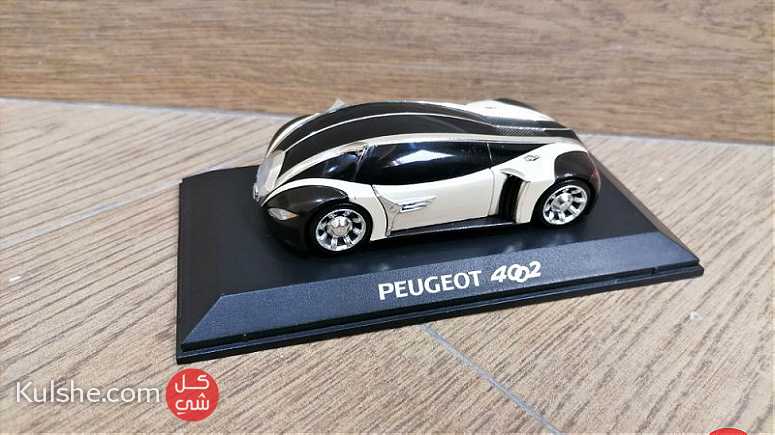 Peugeot 4002 - Image 1
