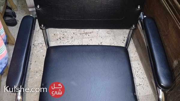 كرسي حمام - مزود بقاعدة حمام لكبار السن - Image 1