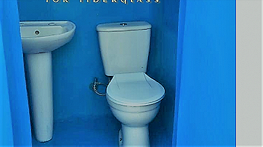 حمامات متنقلة فيبر جلاس