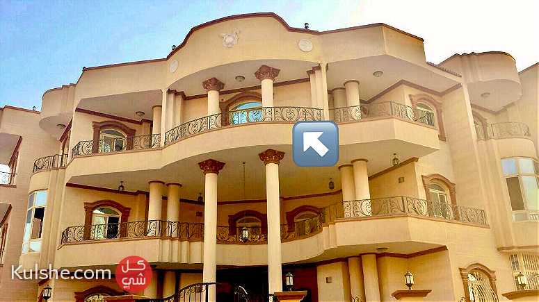 شقة للإيجار بالحي السابع بالعبور بجوار مسجد المدينة المنورة وتوني مول - Image 1