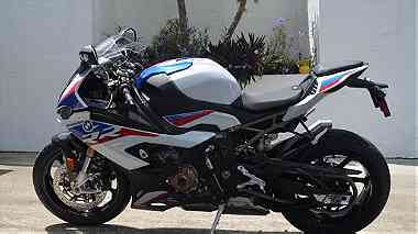 2020  BMW S1000CC AVAILABLE WHATSAPP 0971557337543