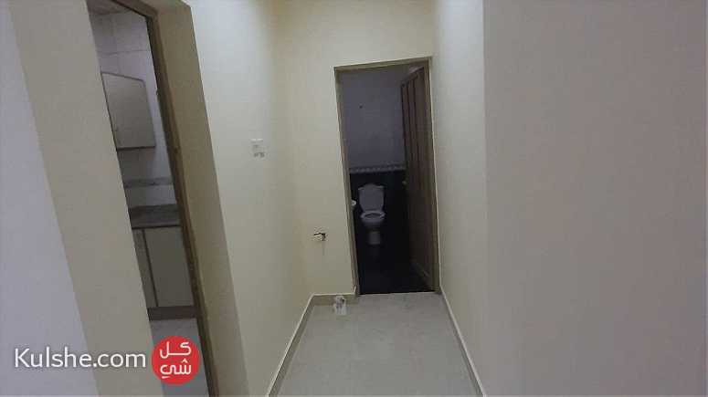 شقه غرفه وصاله مع الكهرباء  في القضيبيه خلف مسجد البلوش - صورة 1