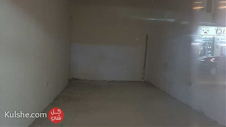 محل تجاري للايجار في مدينه حمد منطقه الهمله بجوار مكتب الخالديه علي الشارع الرئيسي - صورة 1