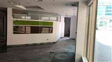 للايجار محل بالعاصمة مساحة For rent a shop in Kuwait city