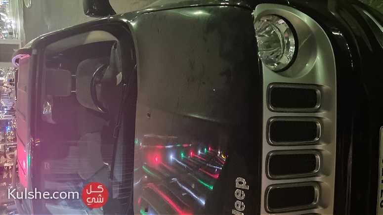 سيارة جيب رينيجيدي موديل 2016 للبيع - صورة 1