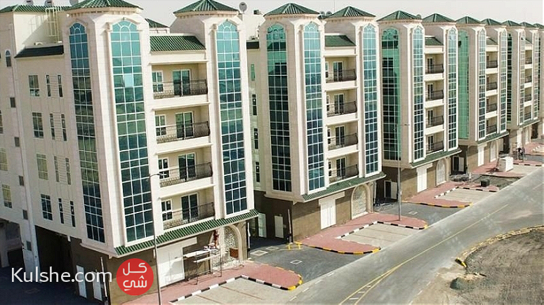 اراضي للبيع في الشارقه علي شارع الامارات العابر في السيوح - Image 1