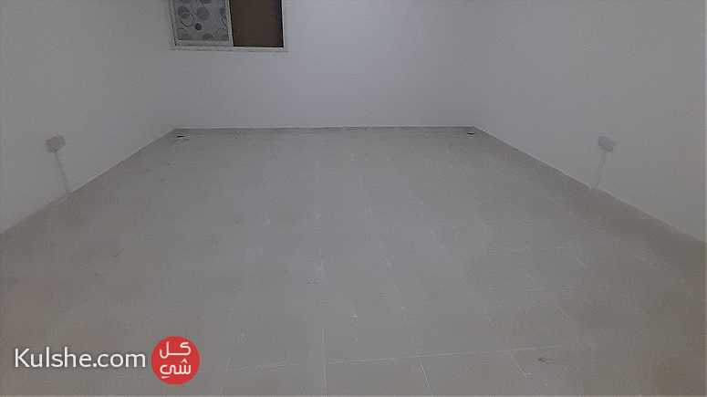 استوديو للايجار فى ابوظبى الكرامة  Studio for rent in AbuDhabi - صورة 1