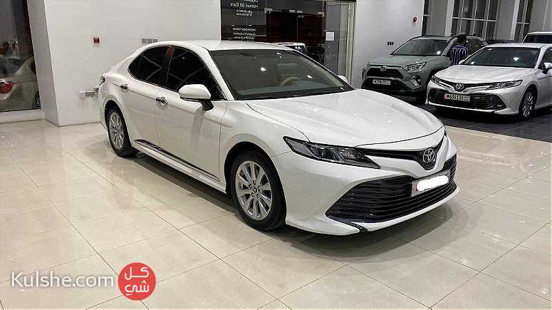 Toyota Camry LE 2019 (White) - Image 1