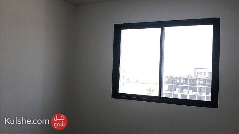 للإيجار شقة جديدة أول ساكن في الشارقة  منطقة مويلح  معسكر الفلاح سابقا - Image 1