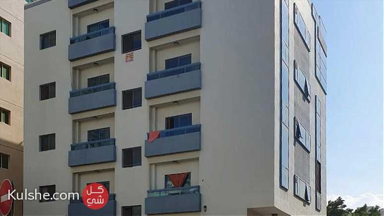 شقة للأيجار الشهري بدون فرش في عجمان منطقة النعيمية علي شارع الكويت - صورة 1