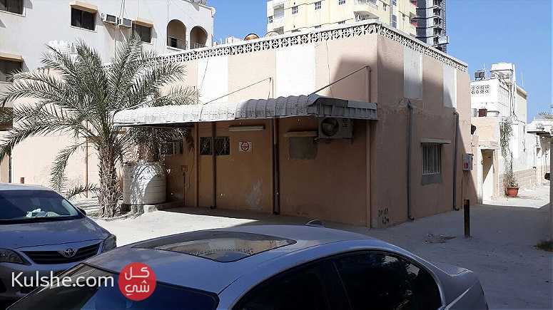 بيت عربي للبيع في عجمان منطقه الرميله - صورة 1