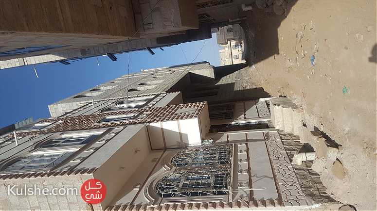 عمارة دورين في اليمن صنعاء - صورة 1