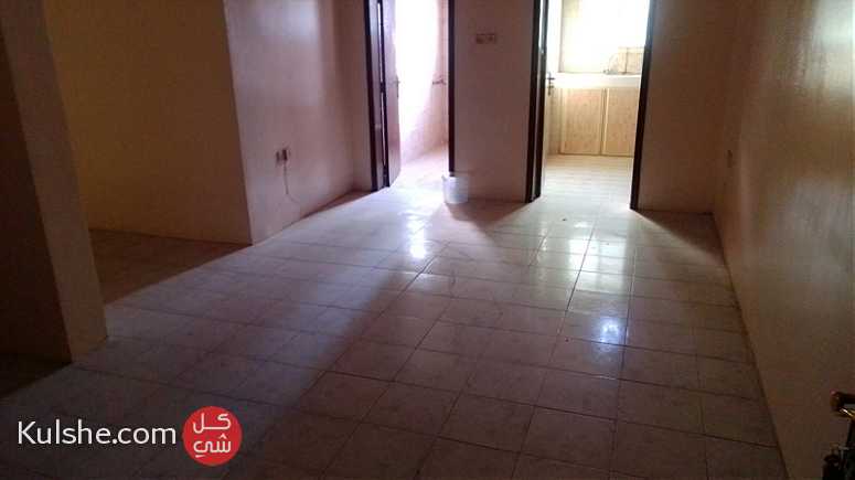flat for rent in riffa bukawarah area - صورة 1