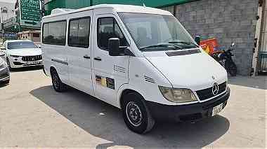Mercedes Sprinter 2004 Light Bus in Good Condition for Sale