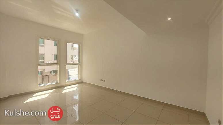 للإيجار شقة غرفة و صالة في شارع المرور - Image 1