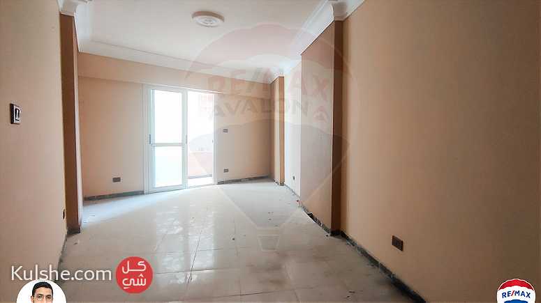 شقة للايجار 100 م سيدي بشر (متفرع من ش خالد بن الوليد) - صورة 1
