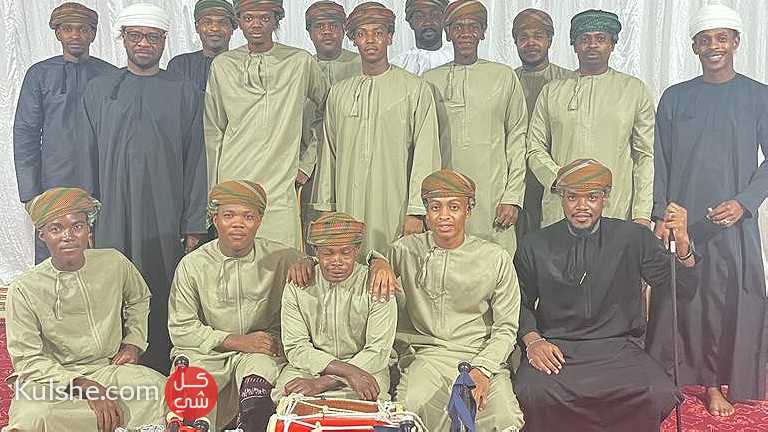 فرقة شعبية عمانية - صورة 1