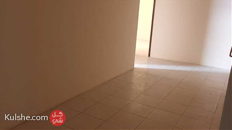 شقه 2غرفه نوم مع لكهرباء للايجار في القضيبيه بالقرب من اسواق عجيب - Image 1