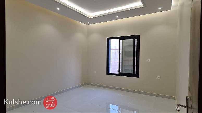 شقه 4 غرف جديده للبيع جاهزة للسكن تقبل البنوك - Image 1