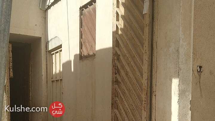غرفة متواضعة للايجار ب550 شامل الماء والكهرباء الرياض طويق - Image 1