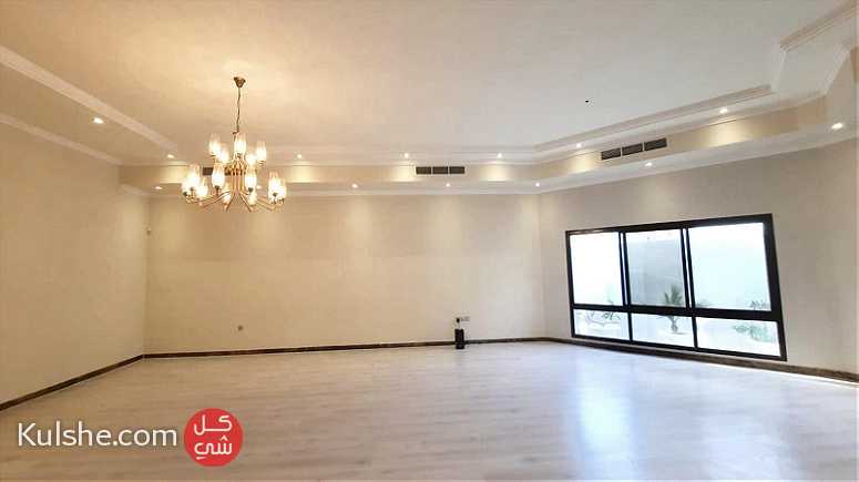 4 BR. Semi Furnished Villa with Swimming Pool for Rent in Saar. - صورة 1
