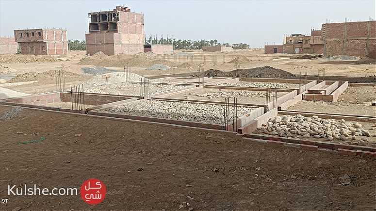 قطعة ارض للبيع تحتوي على 144 متر2 في بسكرة القديمة (بريد البشاش) - Image 1