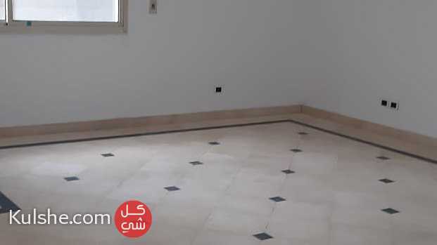 Apartment with an area of 155 meters directly on the sea in Alexandria - Image 1