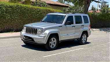 Jeep Cherokee Limited 2012 (Silver)