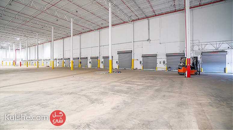 Food and Drugs warehouse for lease in Sinaiya Dammam - صورة 1