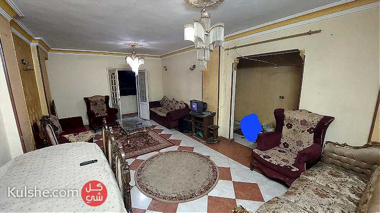 شقة مفروشة١٠٠م لقطة ٤٠٠٠ج ببرج شيك شارع زغلول الهرم - Image 1
