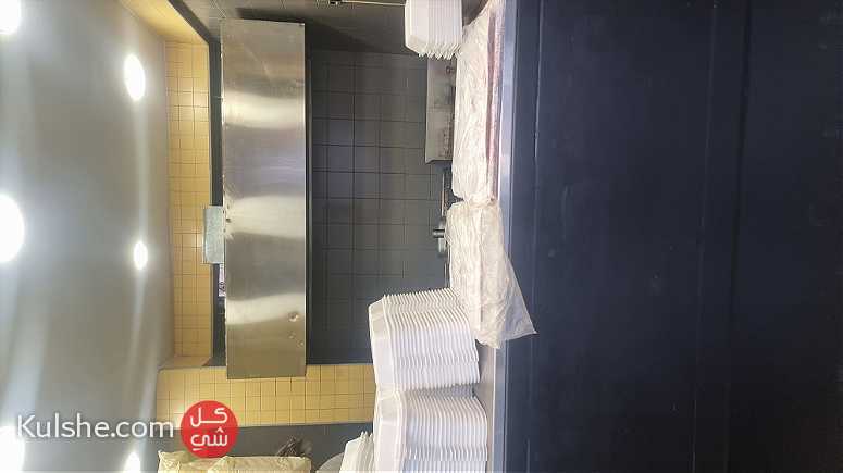 مطعم سناكات للبيع في العبدلي - Image 1