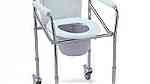 كرسي حمام قابل للطي كراسي الحمام للمرضى بعجلات - مستلزمات طبية الكراسي - Image 3