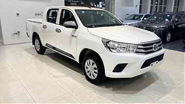 Toyota Hilux 2022 (White)